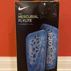 Nike Mercurial Flylite Shinguards